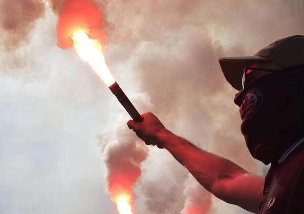 Perch&eacute; nessuno ha mai sciolto CasaPound e si svegliano dopo che il giornalista Andrea Joly &egrave; stato aggredito a Torino? E dove sono i giornalisti che fanno gli eventi con loro? Da Mentana a Formigli fino a Porro e Borgonovo&hellip;