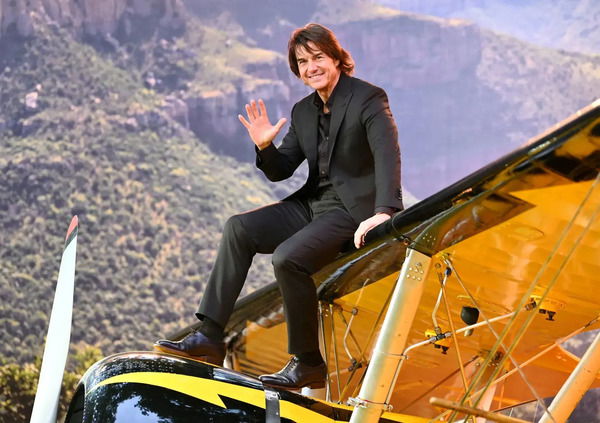 Abbiamo visto al cinema Mission: Impossible &ndash; The Final Reckoning, ultimo film della saga con Tom Cruise, ma com&#039;&egrave;? Una domanda: &egrave; l&rsquo;ultimo stuntman del mondo o il primo cyborg sul set? 