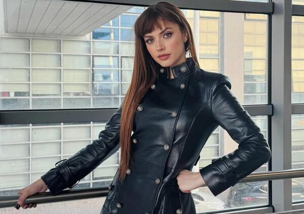 Annalisa, perch&eacute; balli? La queen del pop &egrave; di &quot;legno&quot;, ma costretta a fare la Carr&agrave;: il risultato &egrave; disastroso [VIDEO]