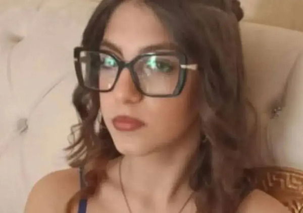 Omicidio Martina Carbonaro, uccisa a 14 anni dall&#039;ex fidanzato Alessio Tucci (19). Ma cos&rsquo;&egrave; successo? L&rsquo;ultimo messaggio alla madre, il movente sentimentale, il ritrovamento vicino all&#039;ex stadio di Afragola. Ecco cosa sappiamo